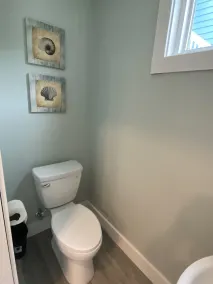 **PRIVATE POOL** 1 Block to Beach - Image 5