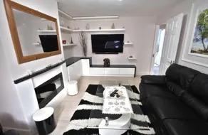 Immaculate 2-Bed Apartment in Isleworth by river - Image 4