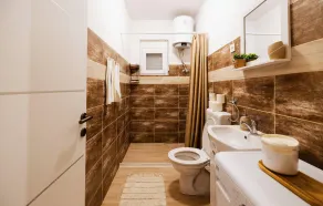 Lovely home in Seline - Image 2