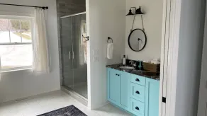 Bluebell Cottage: Luxury Waterfront Home with Private Pier - Image 3