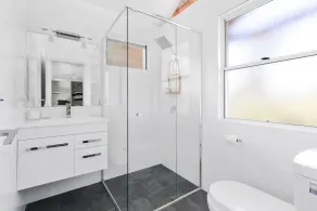 The Banksias- Rural Retreat - Eco Tourist Facility - Image 3