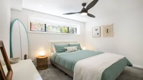Room for all, fireplace and walk to beach - Image 5