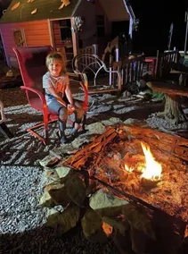 Glamping in the She Shed - Image 5