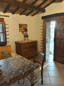 In den grünen Hügeln der Abruzzen, nur einen Steinwurf vom Meer entfernt ... - Image 3