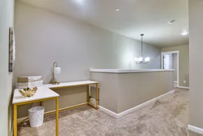 Elegant Vancouver Townhome - 18 Mi to Portland - Image 2