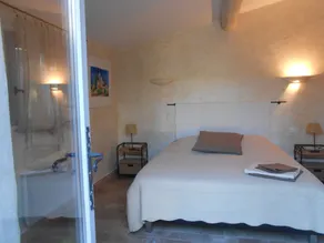 La Gardiole - gite avec piscine à Bonnieux (2 pers) - Image 3