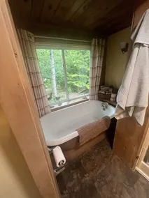 Immaculate Country Home by Goose Pond w/ Sandy Private Beach. 25 mi. from Acadia - Image 5