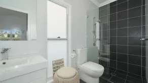 Beach St Cottage - Ettalong - Image 3
