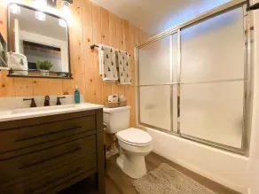 The Sugar Pine Chalet - Image 4