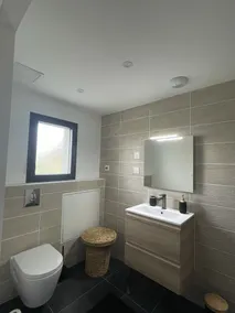 Fully restored residence - Image 2