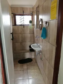 Ann's Lodge & Camping - Image 2