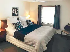 Charming unit Adelaide CBD. Free secured parking - Image 4