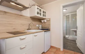 Nice home in Rakovicko Seliste with WiFi - Image 2