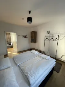 Chic 2 room city apartment Bielefeld Mitte - Image 3
