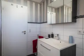 Newly Renovated Apartment “Ferienwohnung Schürer” near Friedrichshafen - Image 4