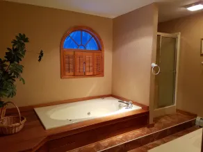 Mount Snow Mountain Views - Spacious and Clean 4 Bedrooms 3 Baths Condo - Image 3