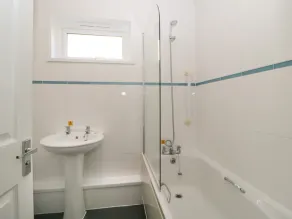 HARCOMBE HOUSE BUNGALOW 2, pet friendly, with pool in Chudleigh - Image 3