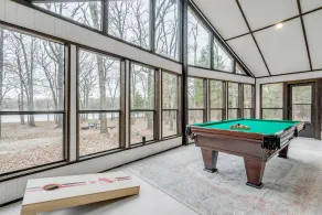 WATERFRONT home in Lake Tawakoni - Image 3