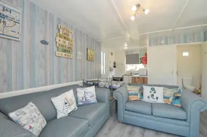 13 Hillside - Image 3