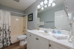 Pet Friendly ~ Resort Amenities ~ Near the 76 Strip ~ FREE TICKETS INCLUDED! (PR50-4) - Image 5