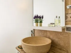 Leto Townhouse - Stylish spacious with private pool in the heart of the town - Image 3