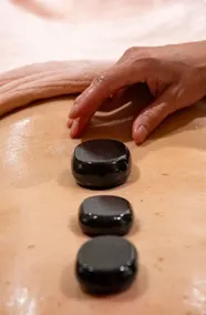 Mercier de Montigny - Les Chambres du Beffroi - SPA et Massage - Image 4