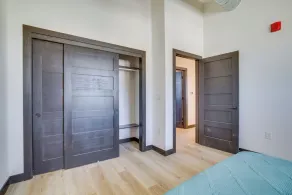 Modern, Open-concept Apartment: Downtown Cashton! - Image 4