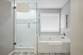 Weekday Pricing Live! Cozy Spot for Extended Stays - Image 5