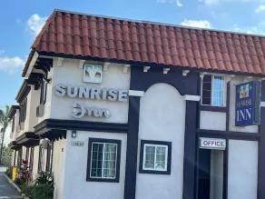 Sunrise Inn - Image 3
