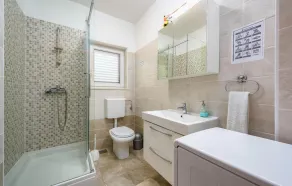 Beautiful Home In Labin - Image 2