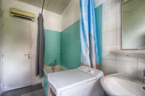 T2, 48 M2 à proximité des thermes - Image 3