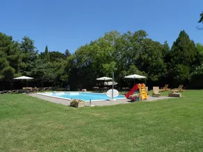 Apartment in Country House La Meridiana Strana mit Pool - Image 3