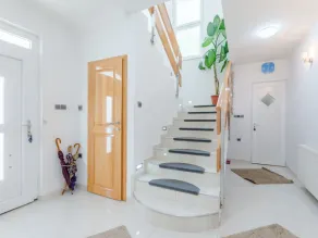 Wunderbares alleinstehendes Ferienhaus mit privatem Pool,  W-LAN, Klimaanlage, TV und Terrasse - Image 2