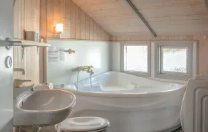 Fantastiskt hem i Sjølund med bastu - Image 4