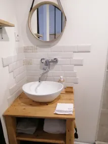 Apartment - Image 2