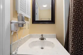 Ski in/out, fireplace, Dog friendly all amenities! - Image 4