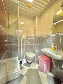 Comfort One Bedroom Apartment  - Image 2