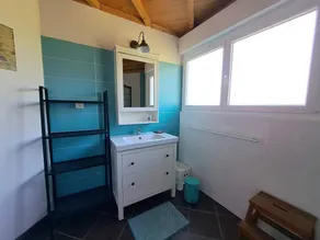 House sleeps 6 with garden near océans - Image 3