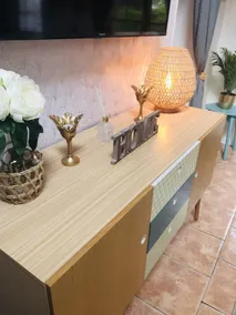 Maison de Charme Avec Jacuzzi - Image 2