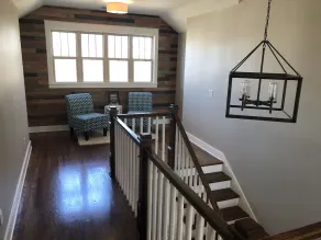 4 Br - great deck/hot tub - 3 miles to Broadway ! - Image 2