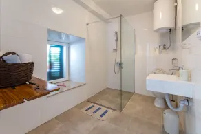 House Stone - Image 3