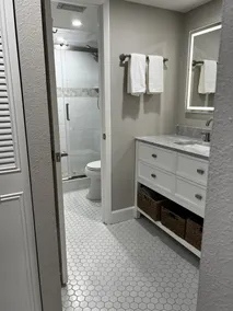1 Bedroom Private Bath - Image 2