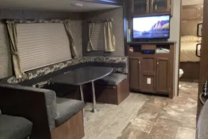 Clean, safe, and cozy RV located between Lafayette and Lake Charles. - Image 2