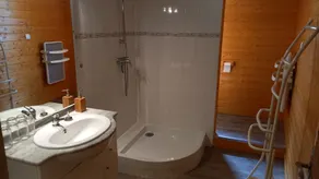 Gîte Maison Anjou 14 personnes Logis de la Porte Saint Jean - Image 2