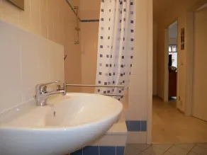 Ferienwohnung Residenz am Buchenhain - Image 4