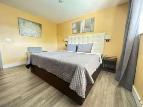 Sheridan Suites Two Bedroom Suite - Image 4