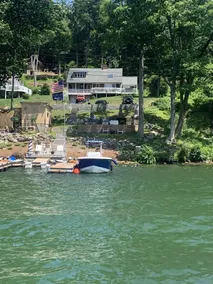 Direct Waterfront on Candlewood Lake with / boat slip/ hot tub & outdoor kitchen - Image 2