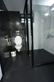 Waters Edge Apartment Sleeps 4 (2 Bedrooms) - Image 2