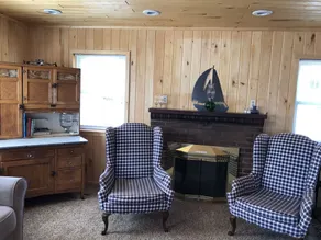 Waterfront 2 Br Cottage i Copper Harbor med Private Dock - Image 2