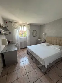 Typische Villa mit Pool in Bouches du Rhône - Image 4